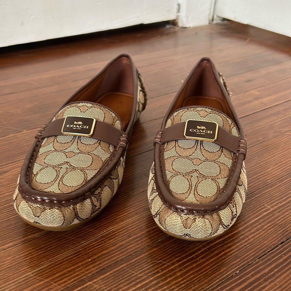 Coach Women’s Loafers Size 10. Only worn once due to being the wrong size.